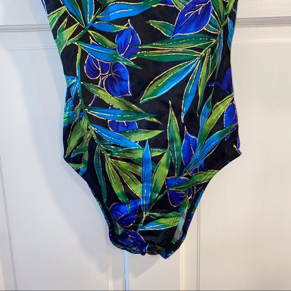 Vintage One Piece Floral Swimsuit - Picture 3 of 8